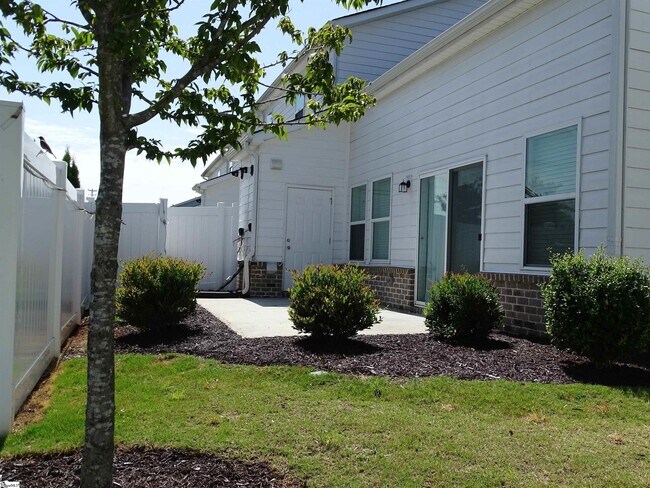 Building Photo - 146 Bromes Wy
