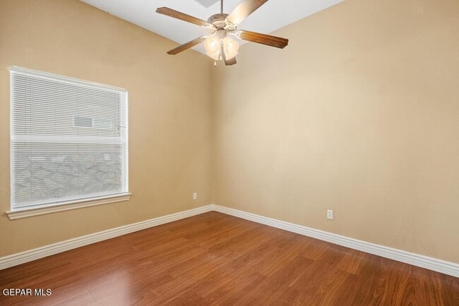 Building Photo - 11605 St Thomas Way