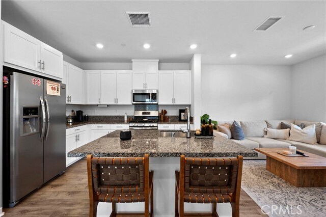 Building Photo - 3959 Lavine Wy