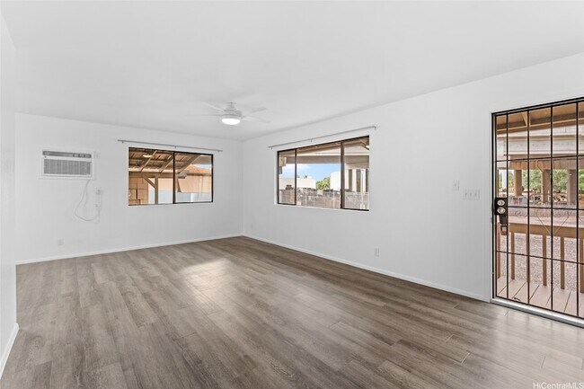 Building Photo - 667 Kamehameha Hwy