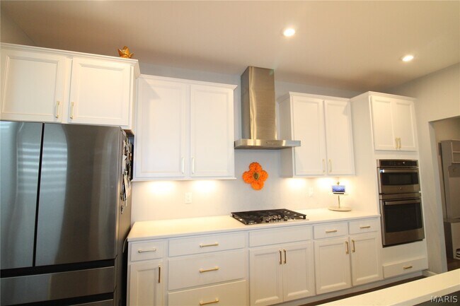 Building Photo - 818 Memsie Dr