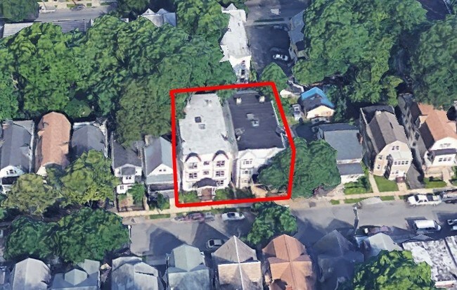 Building Photo - 247 Amherst St