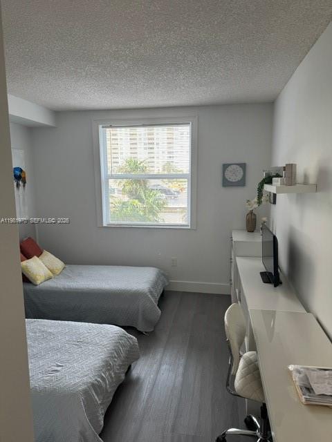 Building Photo - 17150 N Bay Rd