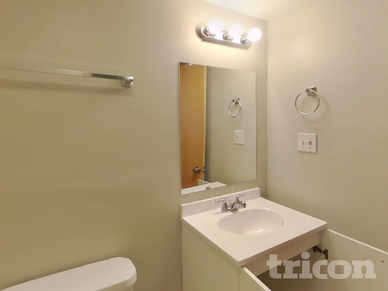 Building Photo - 2302 Timber Trail