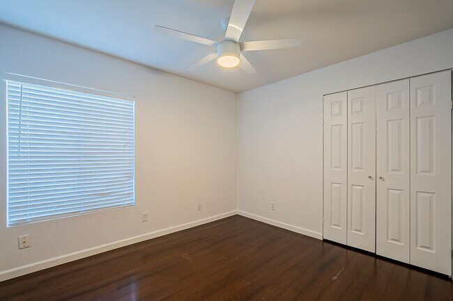 Building Photo - Three Bedrooms & POOL in 85254!