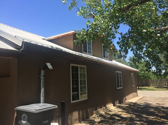 Building Photo - 334 NM Hwy 65