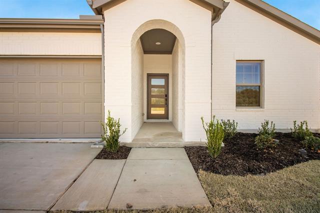 Building Photo - 3204 Royal Frst Dr