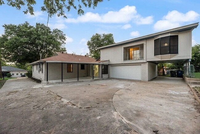 Building Photo - 5706 Rocky Ridge Rd