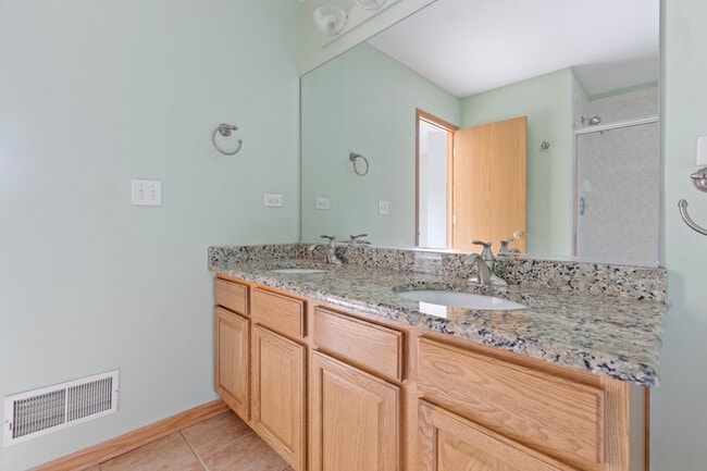 Building Photo - 2479 Stoughton Cir