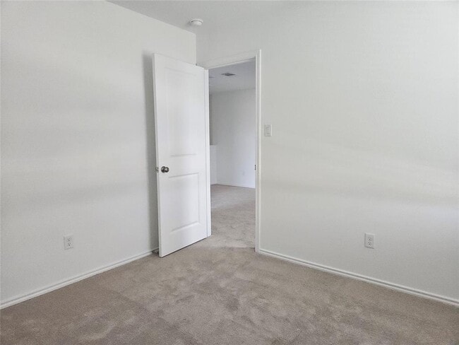 Building Photo - 117 Tall Timbers Trl