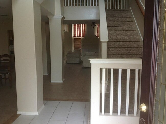 Building Photo - 3842 Flatwood Dr