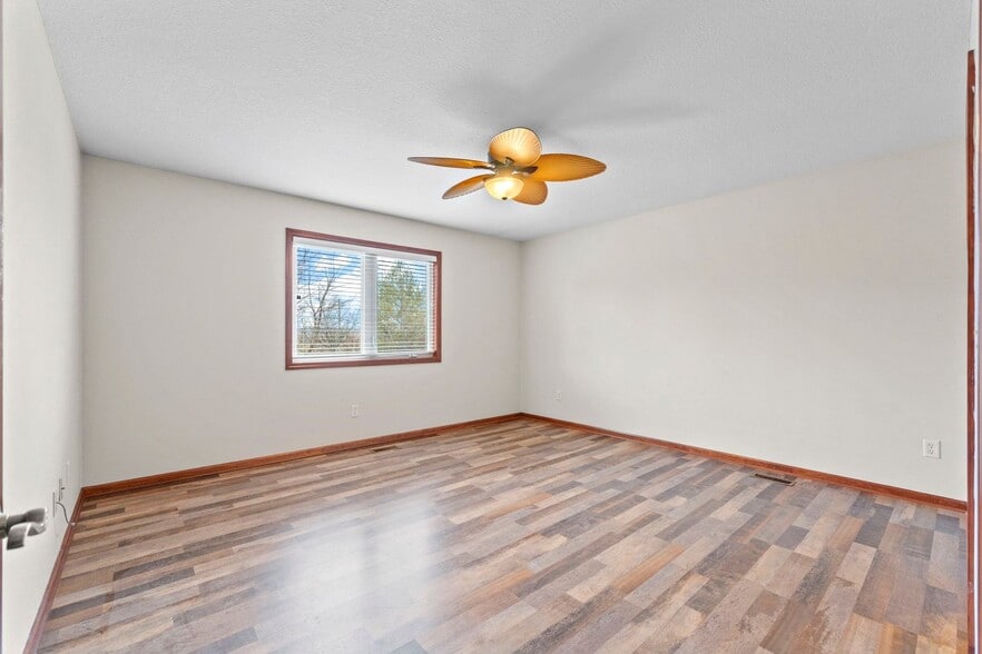 Building Photo - 3510 Flowing Brook Dr