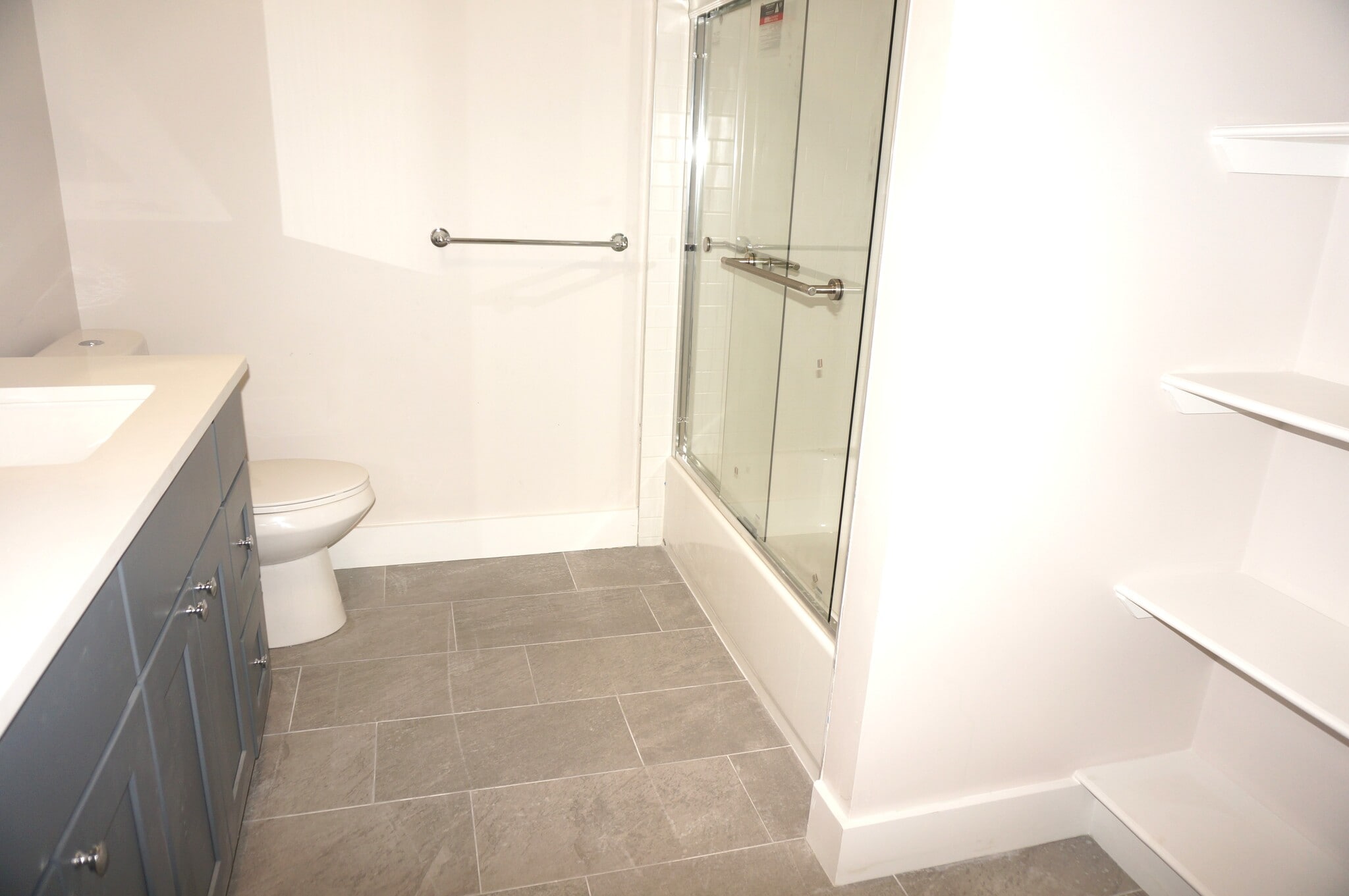 Building Photo - 99 Moody St