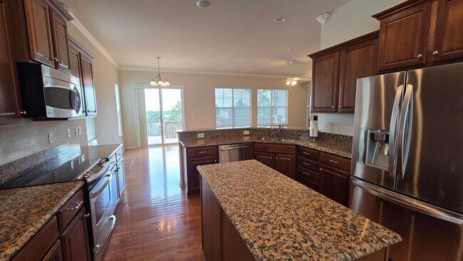 Building Photo - 4 Bedroom 3 Bath Plus Study/Office - Amazing Views! 55+ Only