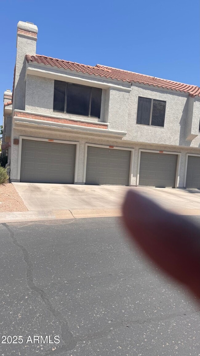 Building Photo - 10055 E Mountainview Lake Dr