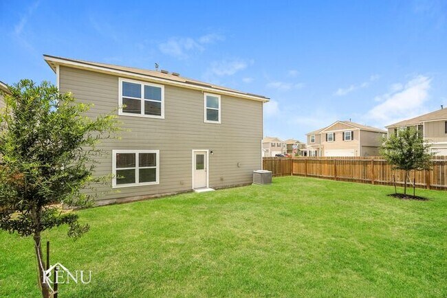 Building Photo - 3030 Jackson Smt