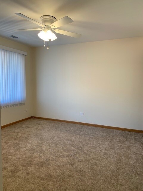 Building Photo - 10541 Parkside Ave