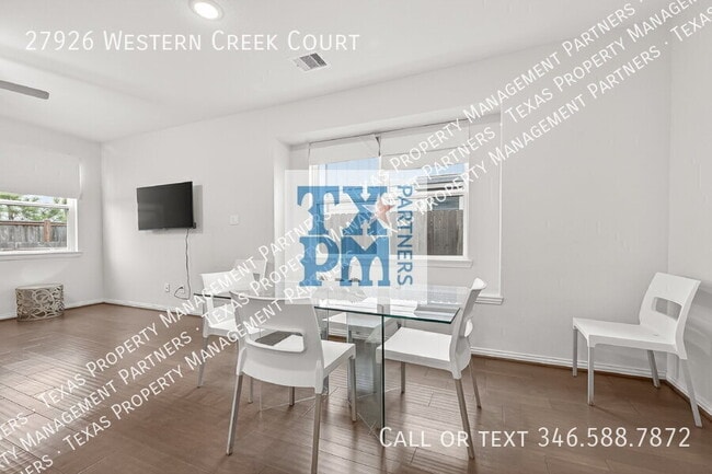 Building Photo - 27926 Western Crk Ct