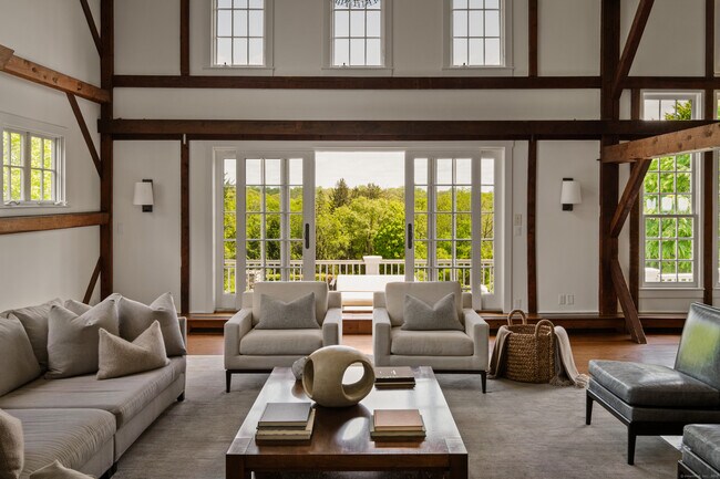 Building Photo - 945 Oenoke Ridge