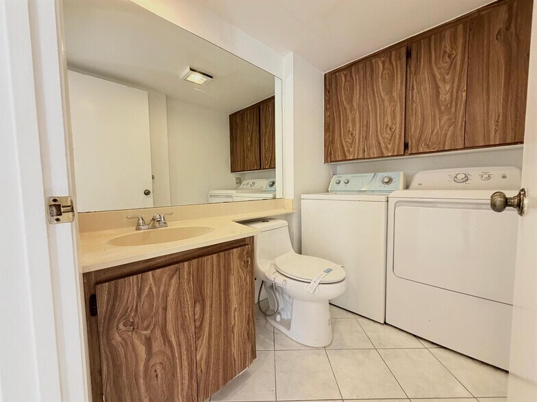 Building Photo - 5512 55th Way