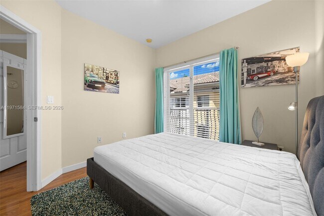 Building Photo - 18413 NE 27th Ct