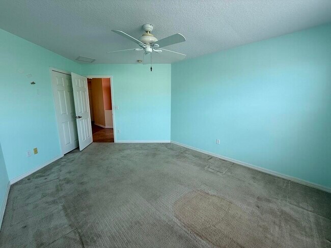 Building Photo - 515 South Valencia Cir SW