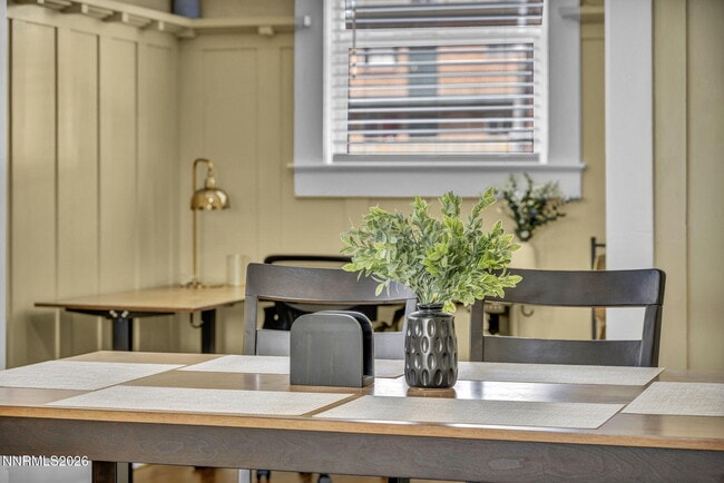 Building Photo - 35 W 8th St