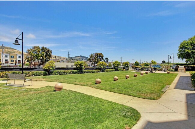 Building Photo - 1488 El Camino Real