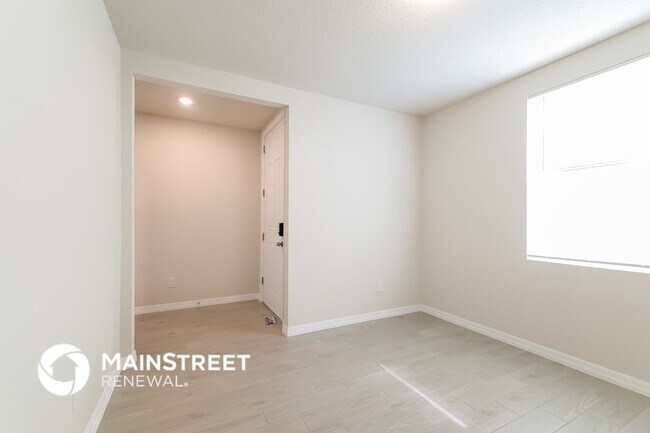 Building Photo - 1408 Saguaro St