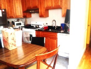 Building Photo - No Brokers Fee, In-Unit Washer and Dryer, Private Porch