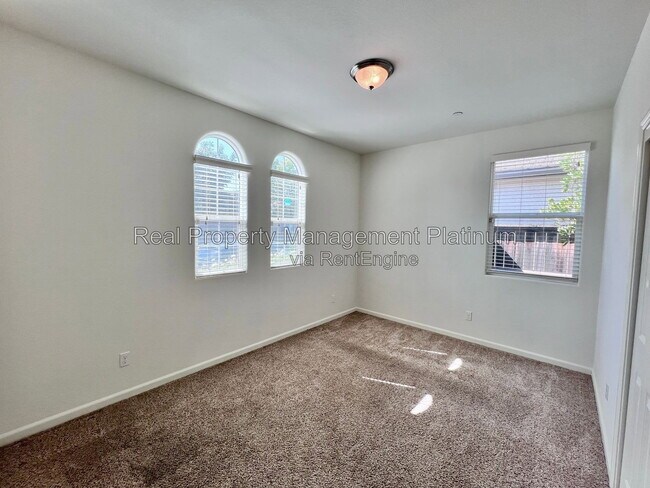 Building Photo - 4121 Chessa Ln