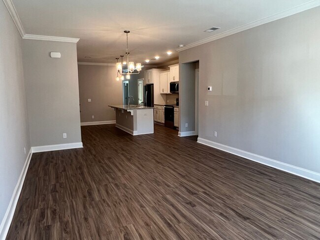 Building Photo - Lovely Three Bedroom Townhouse in Washington Square!- Half Off First Month's Rent For Qualified A...