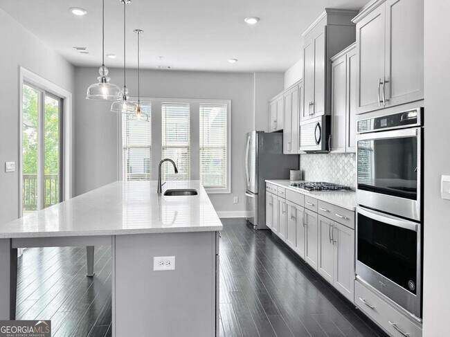 Building Photo - 1505 Slopeside Loop SE