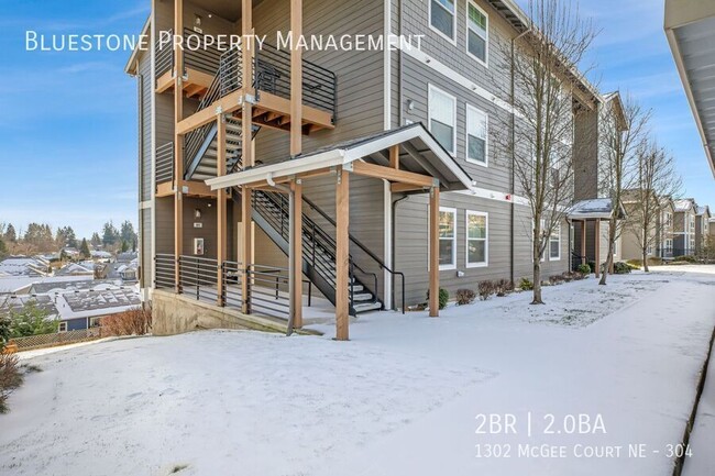 Building Photo - 1302 Mcgee Ct NE