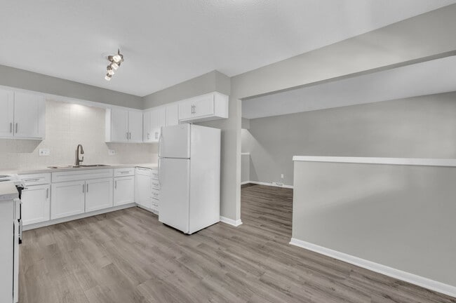 Floorplan - 4723-4725 MERCIER