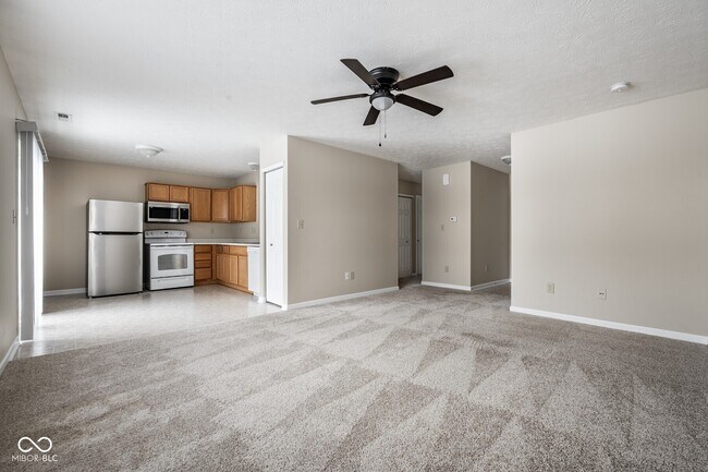 Building Photo - 11194 Black Gold Dr