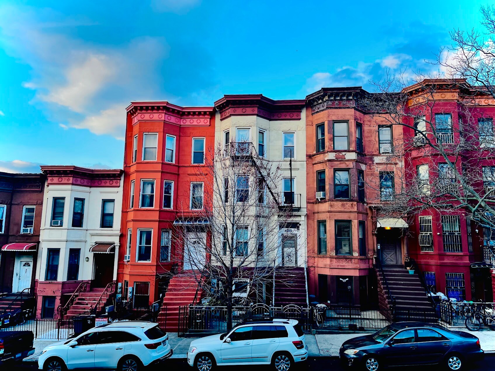 Building Photo - 451 51st St