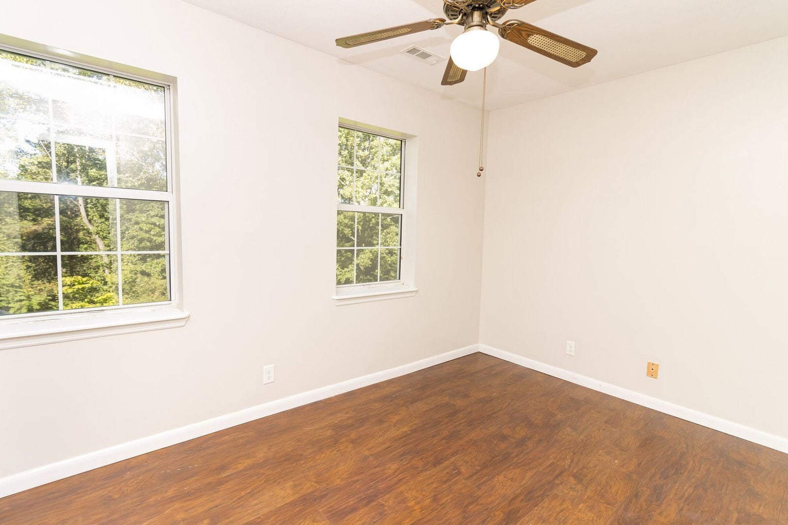 Building Photo - 333 Withrow Rd