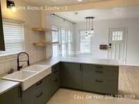 Building Photo - 404 16th Ave S