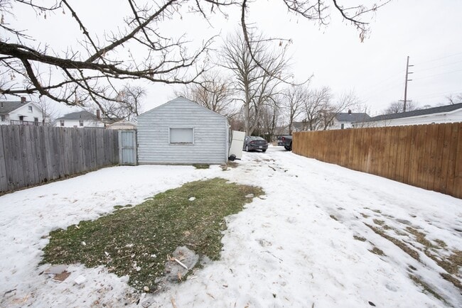 Building Photo - 1937 Washington Ave