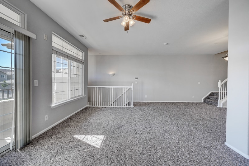 Building Photo - 431 Black Feather Loop