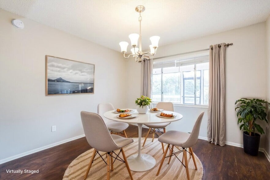 Building Photo - 1891 Aster Dr