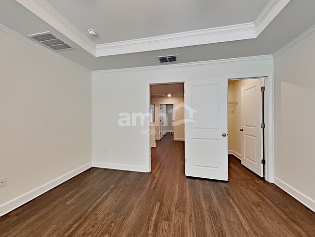 Building Photo - 4604 Birdsong Dr