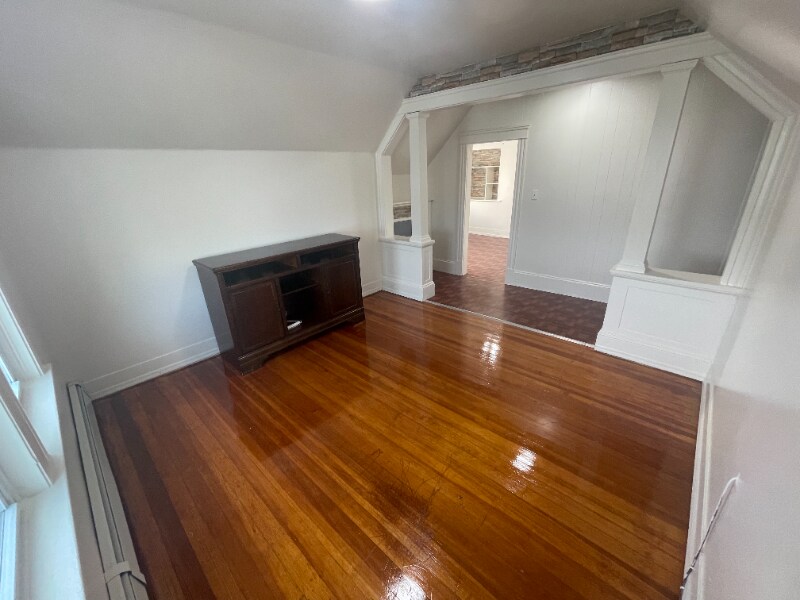 Building Photo - 26 Ames St