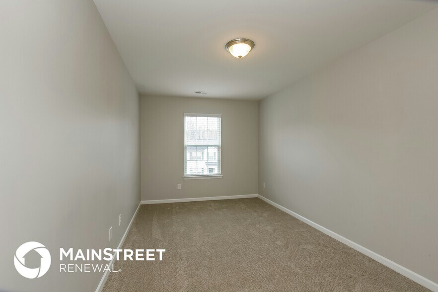 Building Photo - 9336 Bradstreet Commons Way