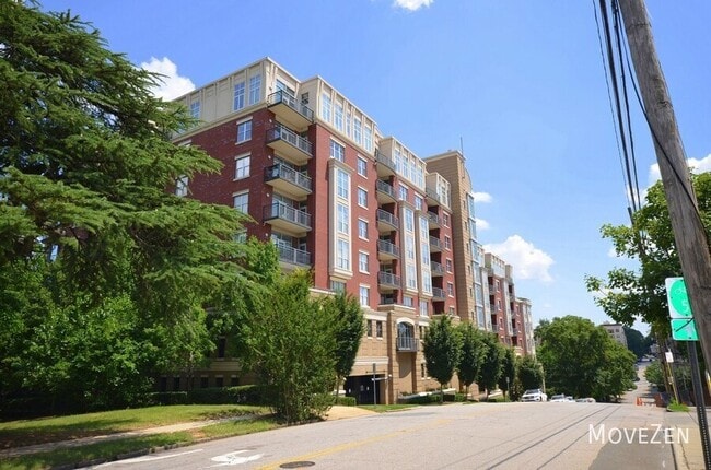 Building Photo - 618 N Boylan Ave