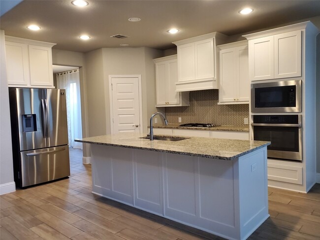 Building Photo - 2338 Cherrywood Ct