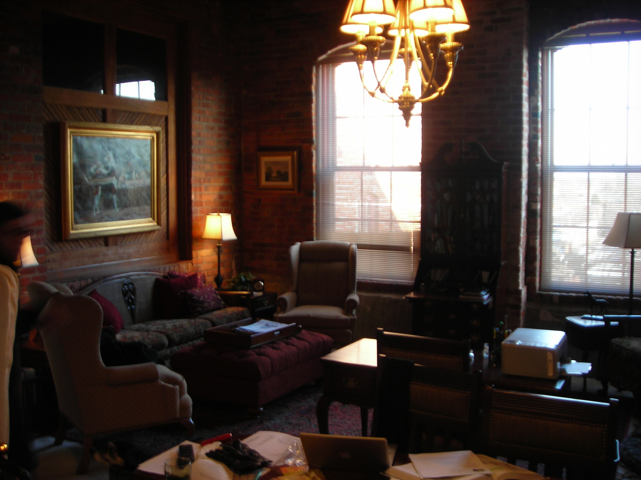 Main Room 2 - 544 S Front St