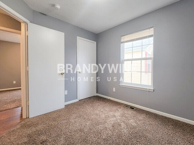 Building Photo - 11649 Congressional Ct