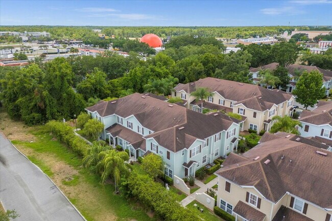 Building Photo - 5350 Diplomat Ct